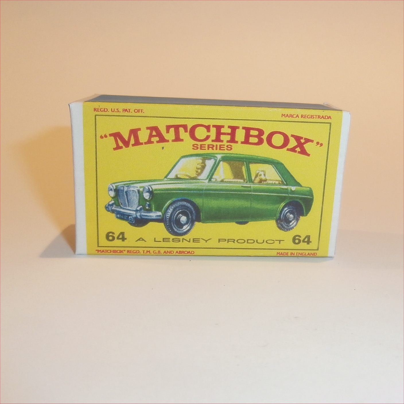 Matchbox Lesley No 18 FIELD CAR Empty Repro F style Box 