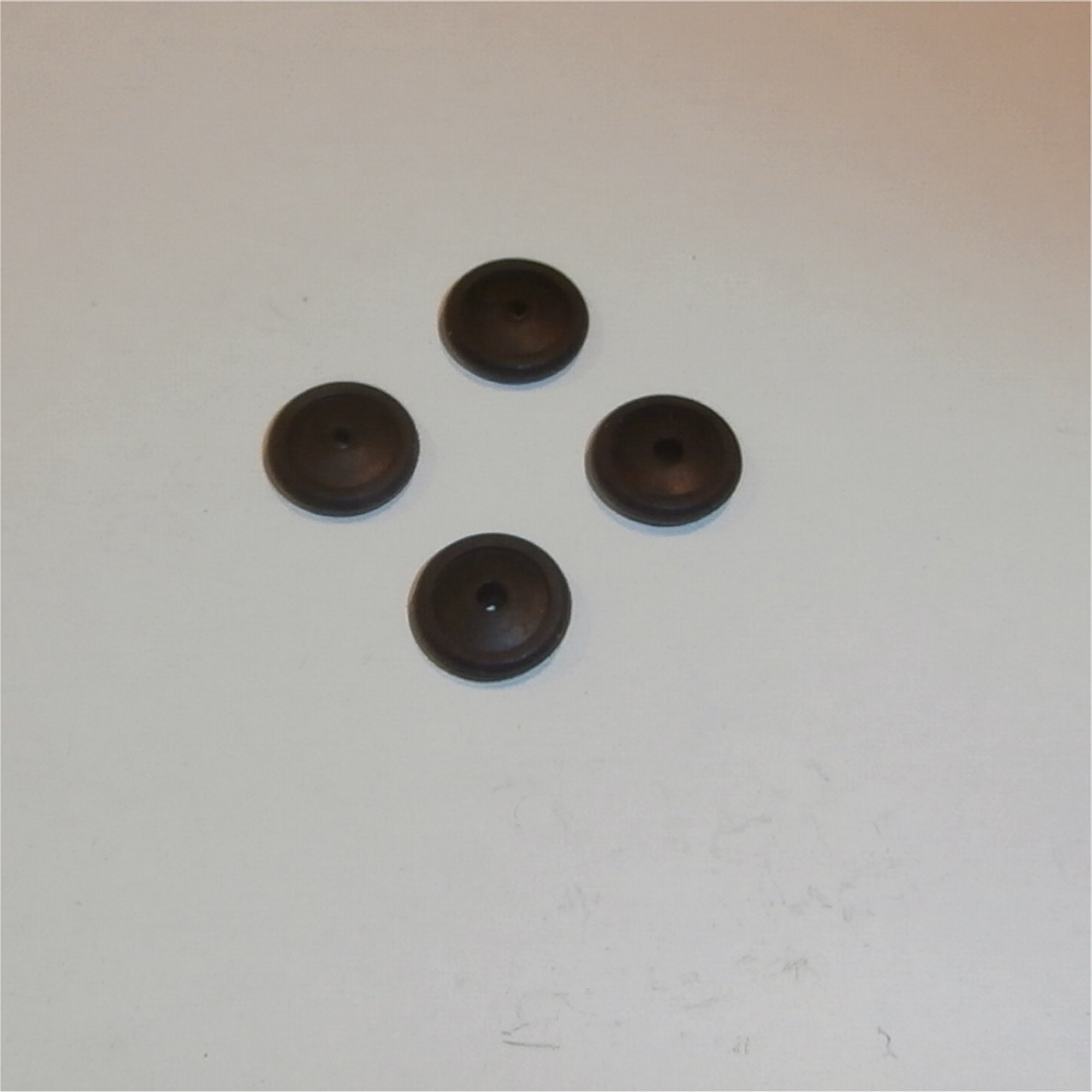 8 DINKY TOY new black rubber round TREAD TIRES ---15mm